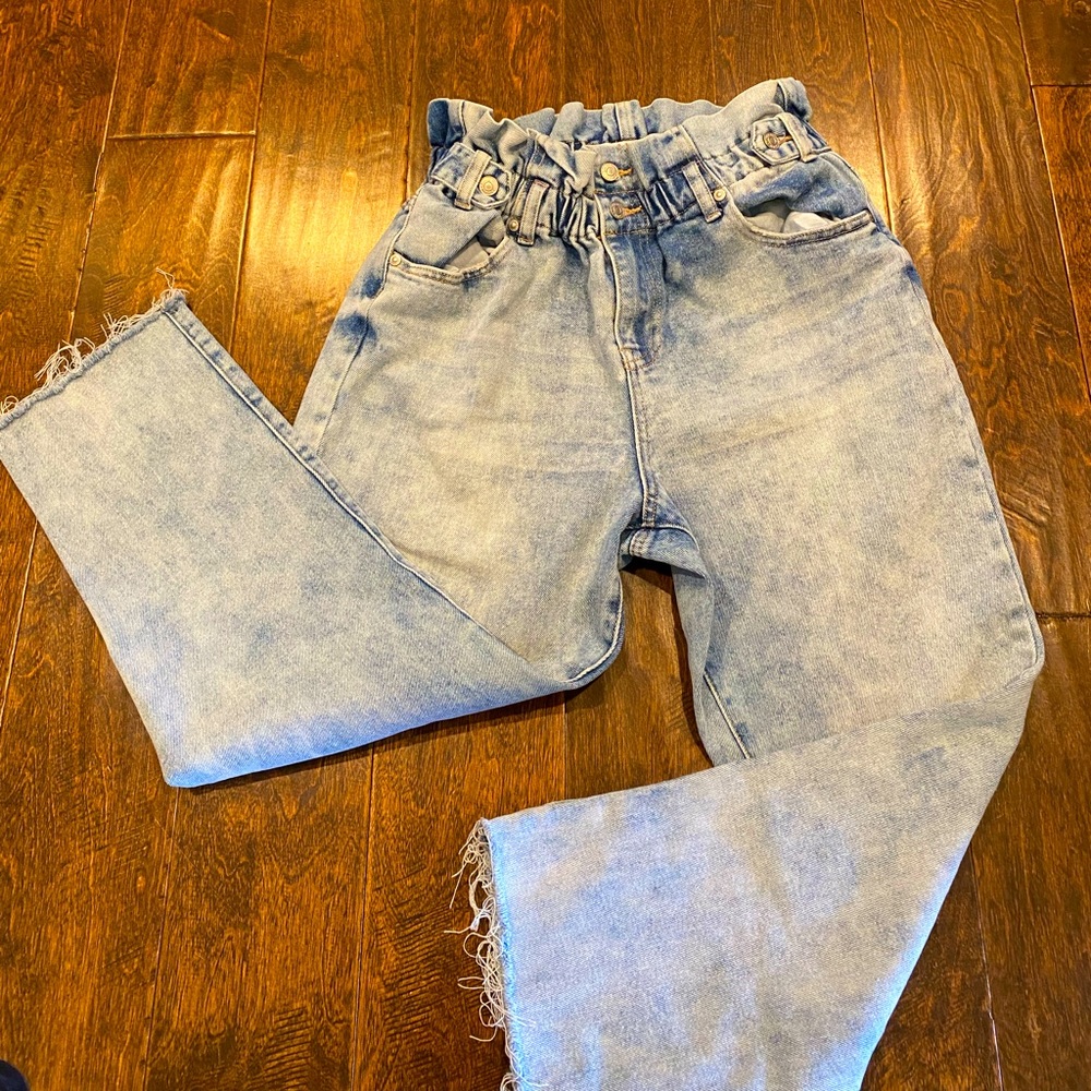 Almost Famous Paperbag high waisted mom jeans